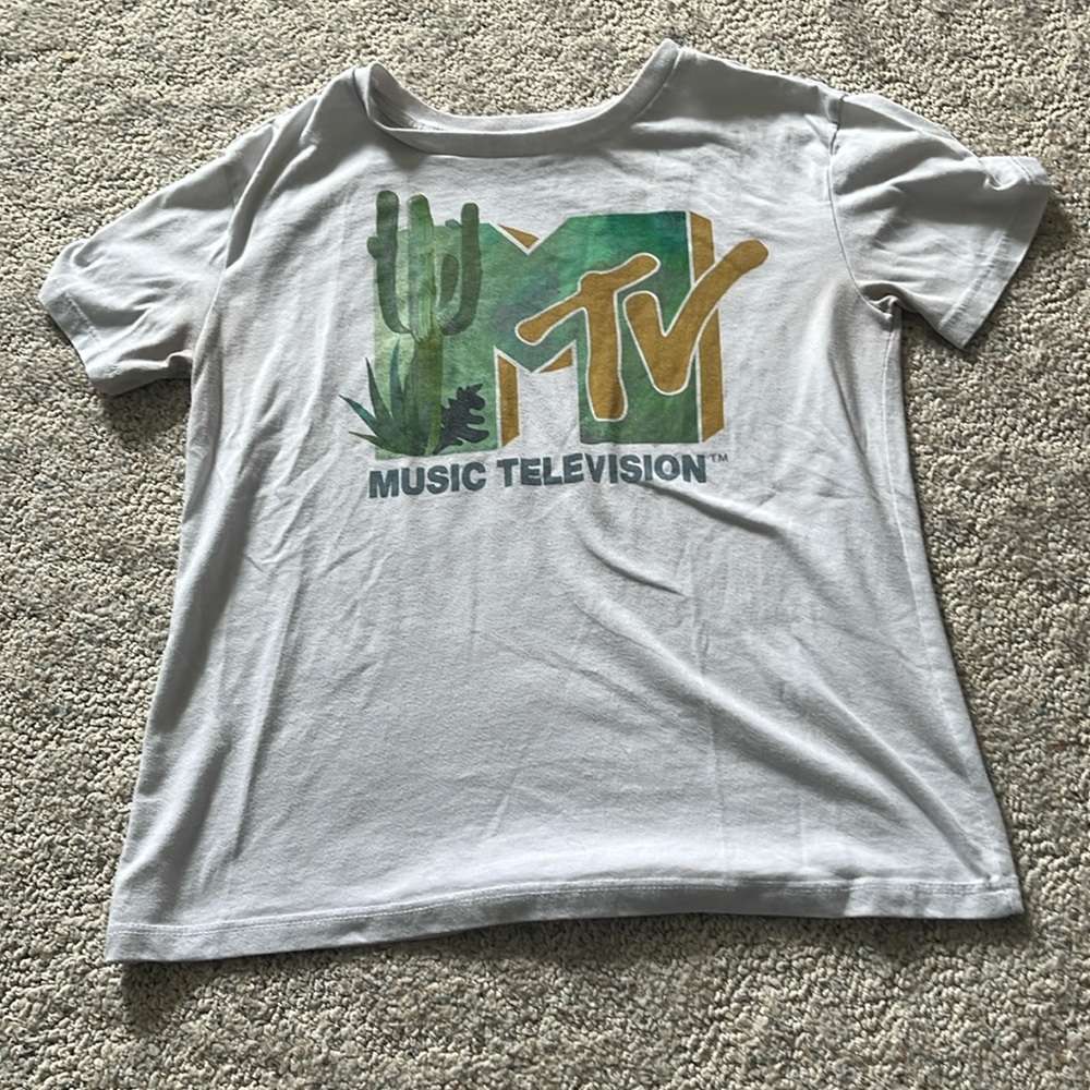 MTV t-shirt